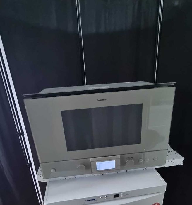 Mikrofalówka, Kuchenka mikrofalowa do zabudowy Gaggenau, poj.21L,Grill