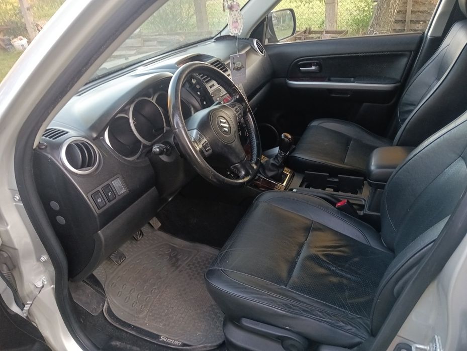Suzuki Grand Vitara 2.0 LPG