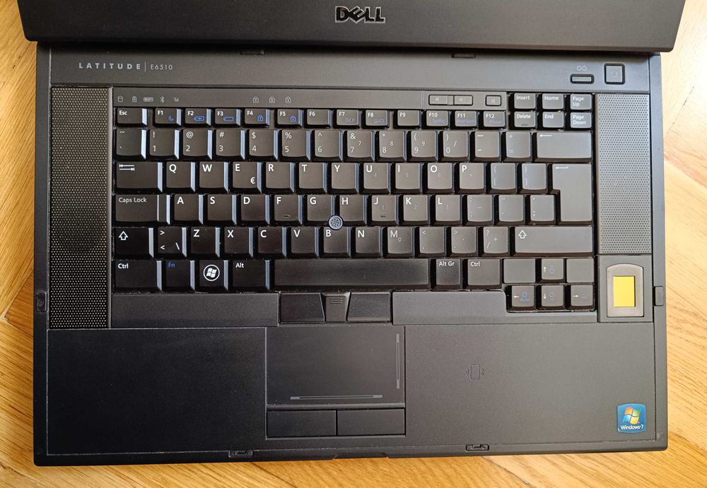Laptop Dell E6510 Intel Core i5 2x4GB 250GB podświetlana klawiatura