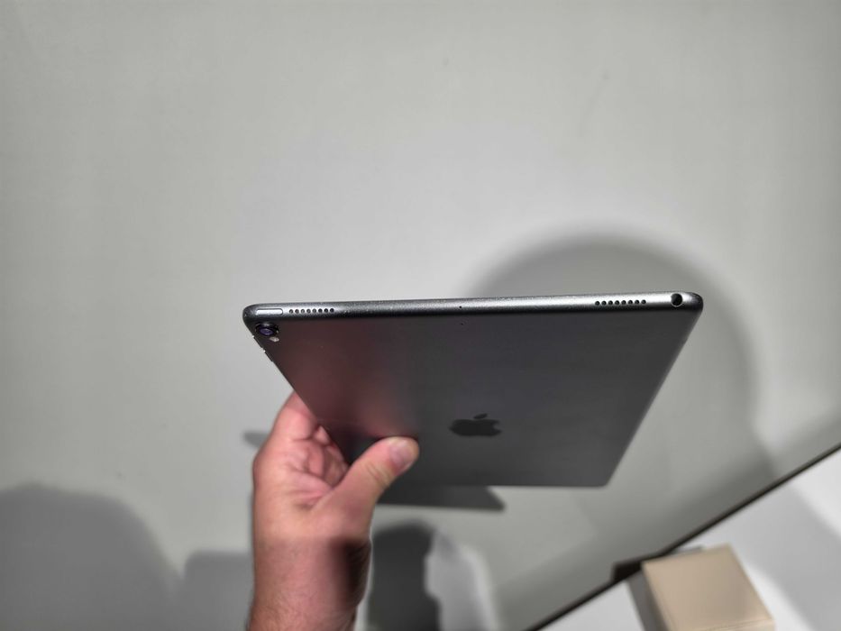 Планшет iPad Pro 10,5 64 GB
