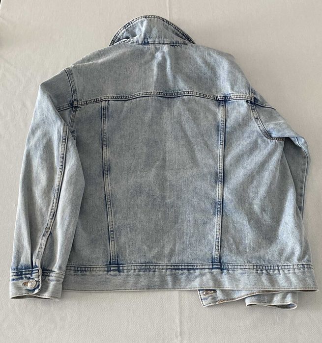 Blusão de ganga clara H&M tamanho S