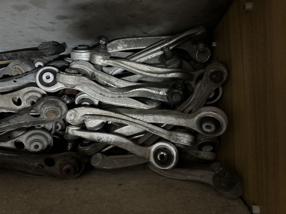 Ричаги Audi a6 c6 audi a4 b7 передній ричаг задні ричаги верхній ауді