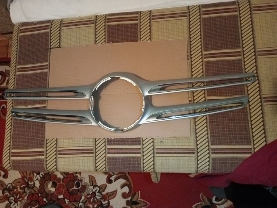 Решетка решітка mercedes-benz комплектна   GLC 2018 рік