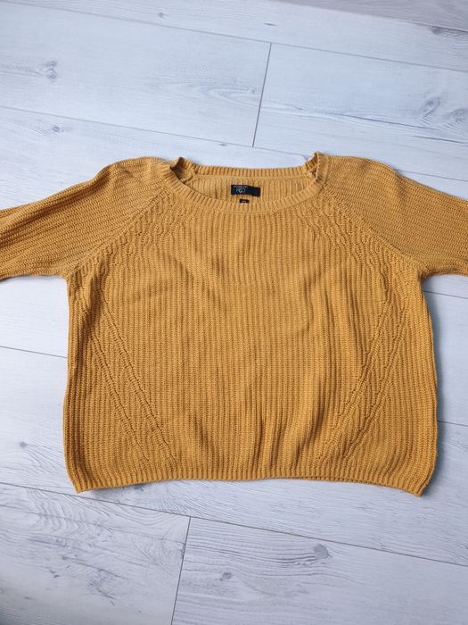 Musztardowy swter red label