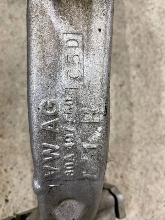 Audi q5 80a цапфа поворотный кулак левый и правый