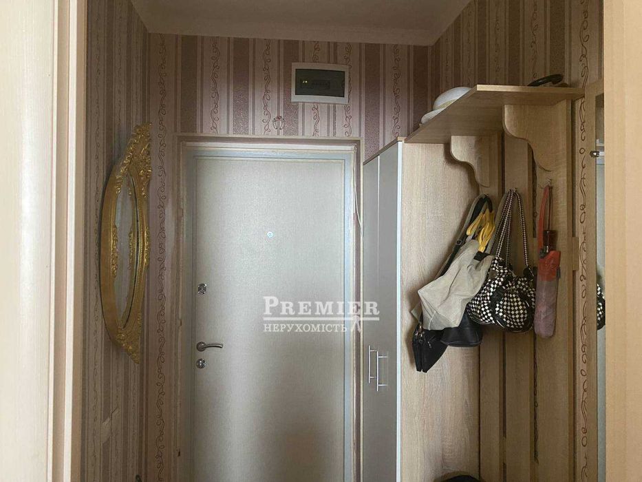 Продам однокімнатну квартиру в одесі
