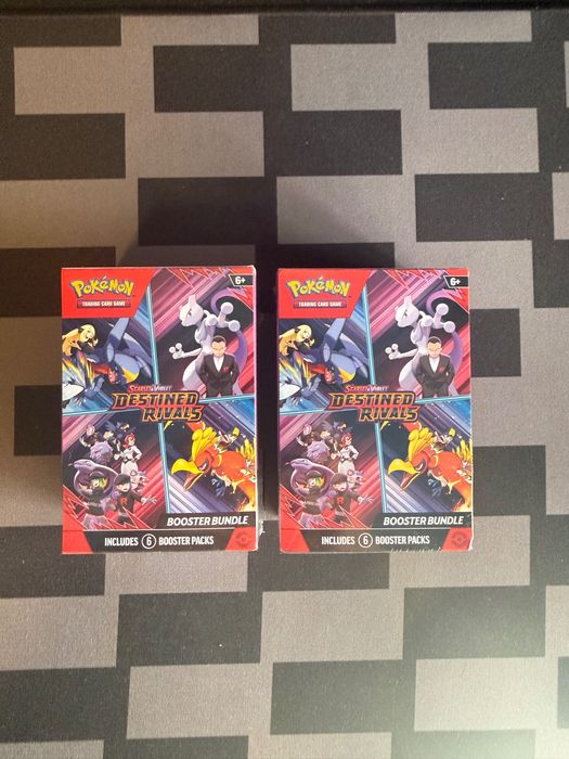 BOOSTER BUNDLE Destined rivals