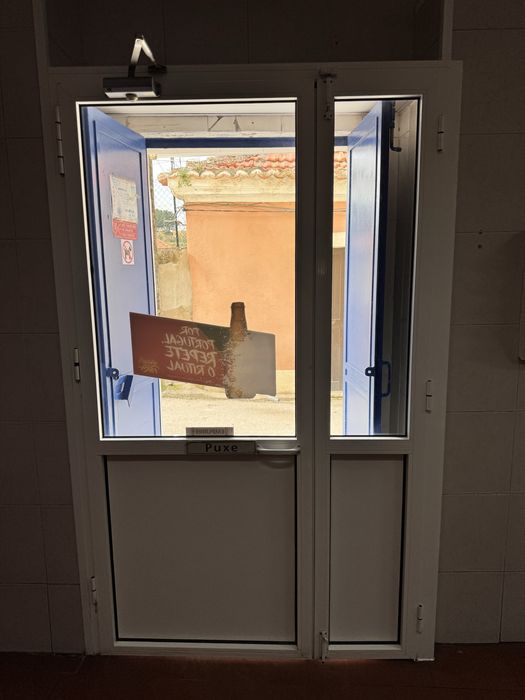 Porta de entrada de café em aluminio lacado