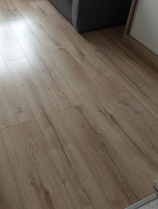 Panele podłogowe laminowane Swiss Krono