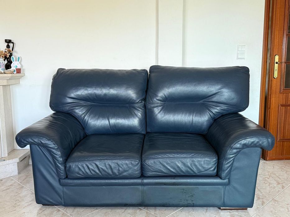 Sofas em Pele  2 e 3 Lugares