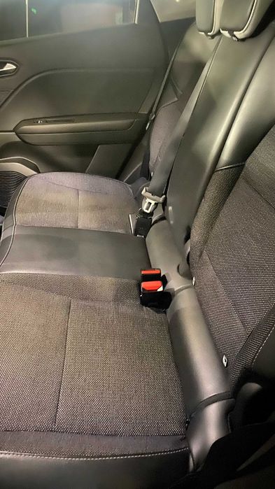 Renault CAPTUR ano 2023 6 velc