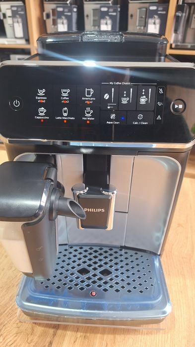 Кавомашина Philips LatteGo