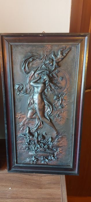 Płaskorzeźba miedziana