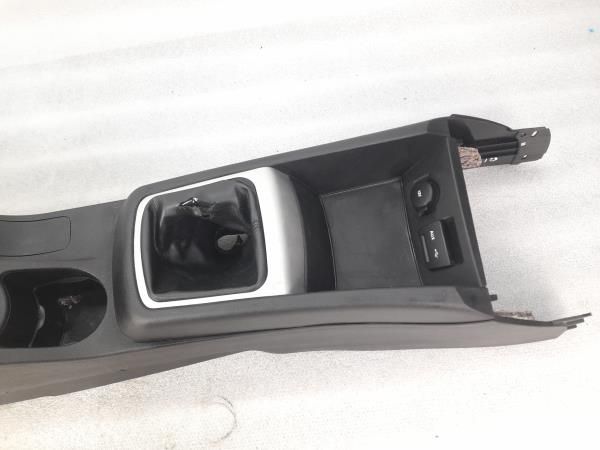 Consola central KIA Ceed (ED)