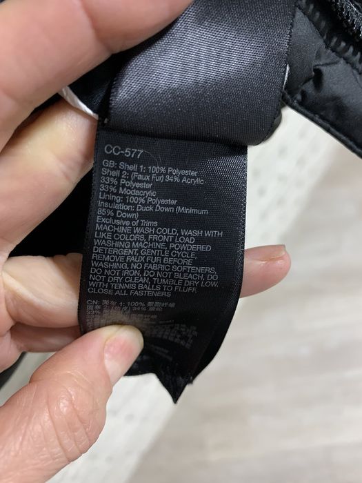 Жіноча подовжена пухова куртка Marmot 700Fill розмір XS
