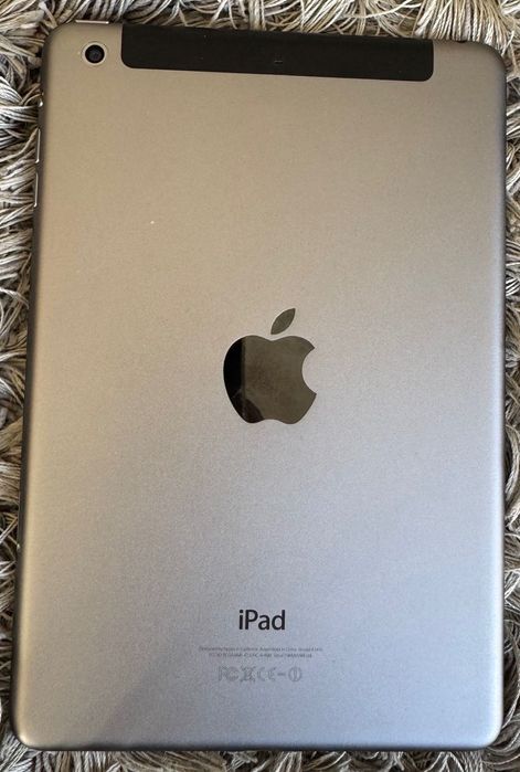 Ipad mini 2 cor cinza