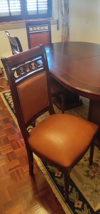 Mobília de Sala em Madeira Maciça