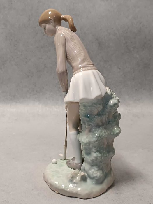 LLADRO #4851 Lady Golfer Dziewczyna grająca w golf Hiszpania