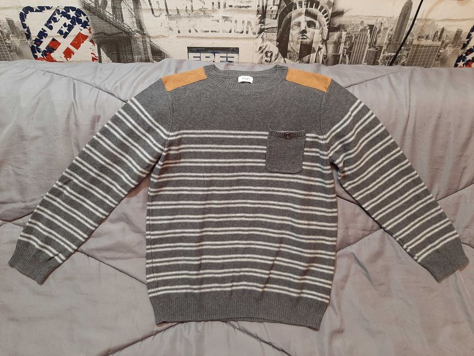 Джемпер на мальчика 8-9 лет