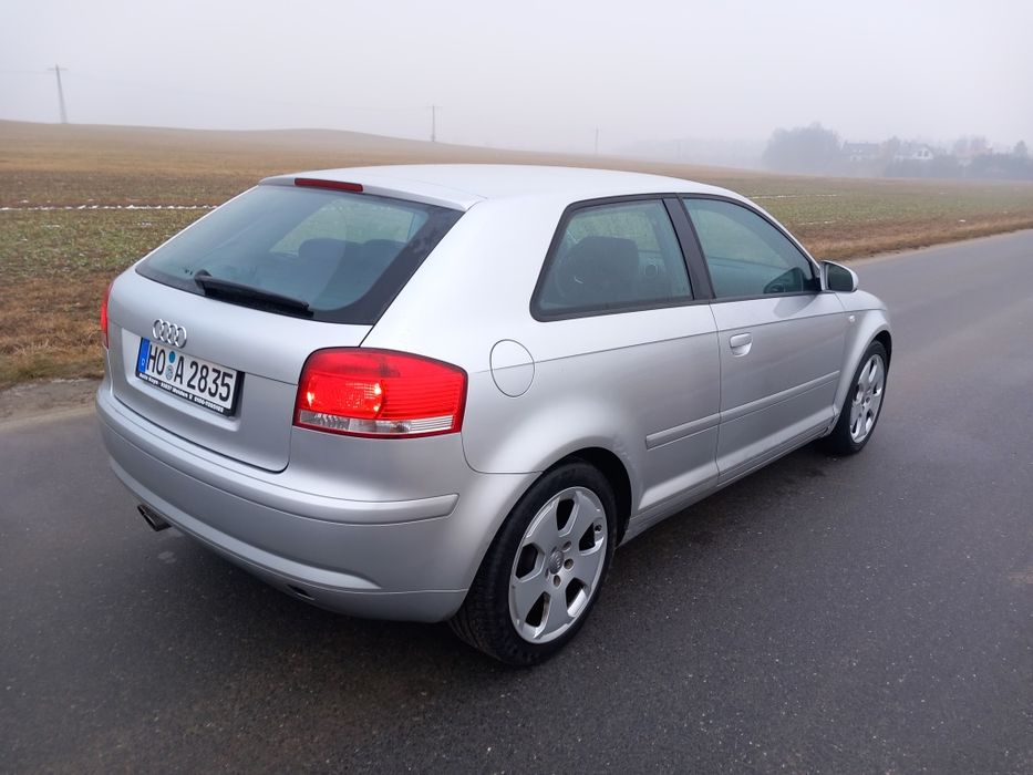 Audi A3 8p S-line 1.8 turbo 160ps 6b Bixenon Klimatronik  Bose Alu 17