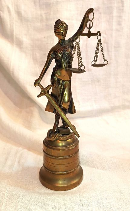 Figuras Deusa Justiça Bronze