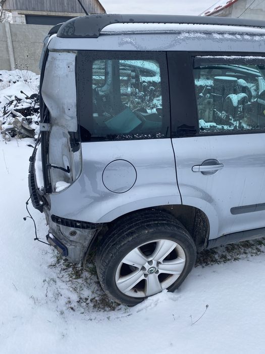 Четверть бочина четвертина ланжерон поріг кузов Шкода Ети Skoda Yeti