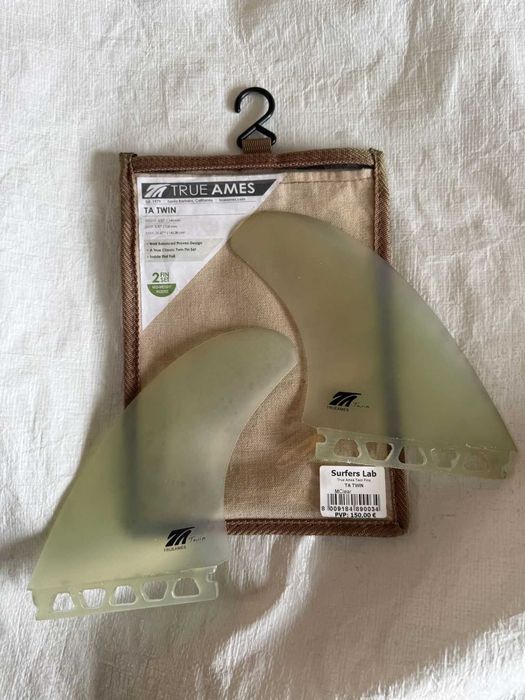 Quilhas de surf twin True Ames novas