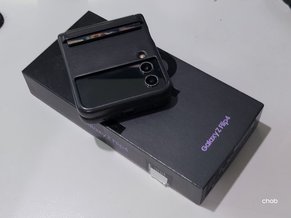 Samsung Galaxy Flip4