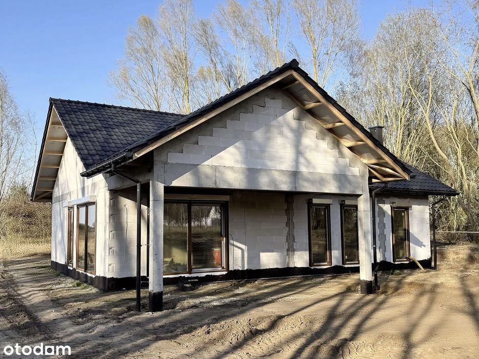 Nowy dom parterowy w Dołujach