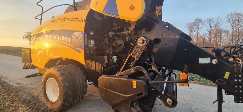 New Holland BigBaler 890 Prasa duża kostka