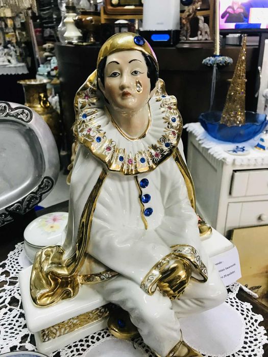 Escultura Limoges Pierrot