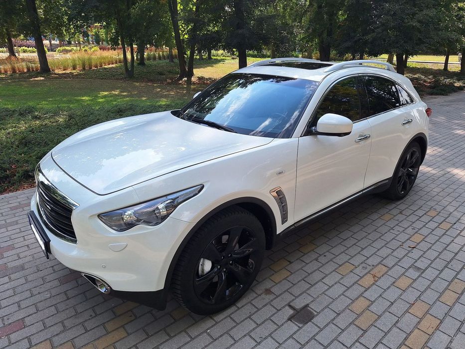 Infiniti FX