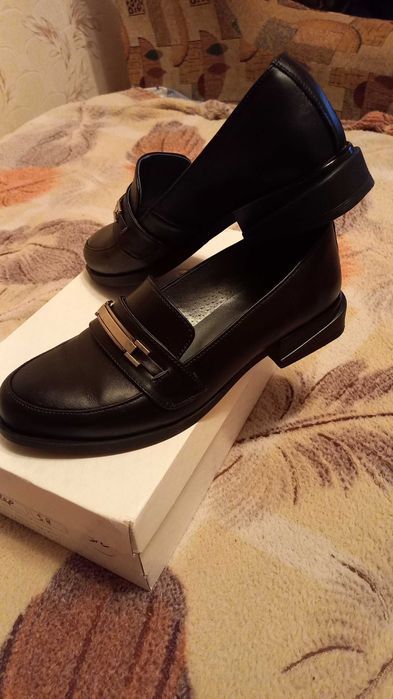 Кожаные туфли 38 размер