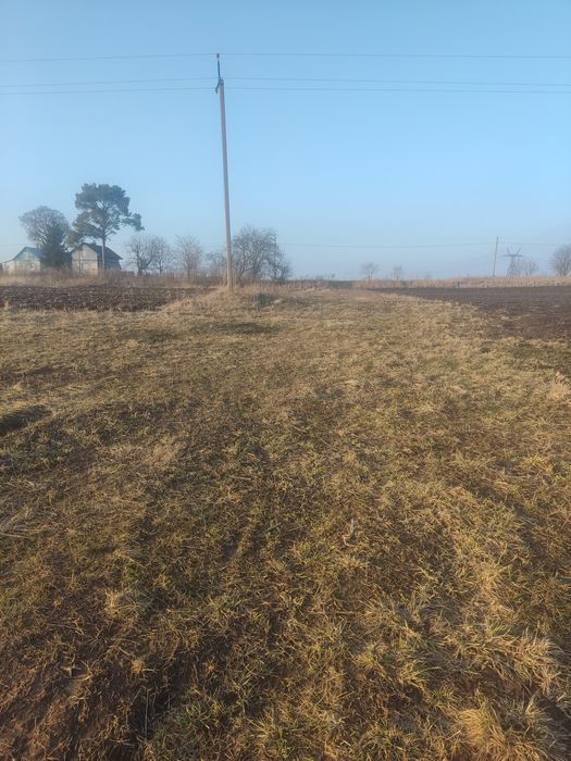 Продам земельну ділянку 6км від Рівного