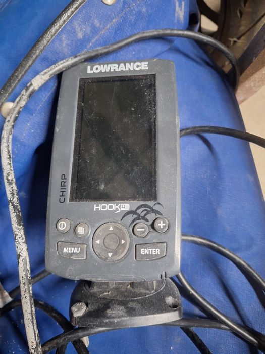 Echosonda  lowrance hook4 chrip