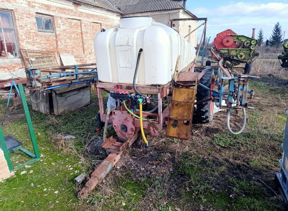 Продаж Оприскувач