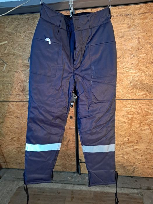 Продам новый зимний костюм тройка ,,Гудок,,