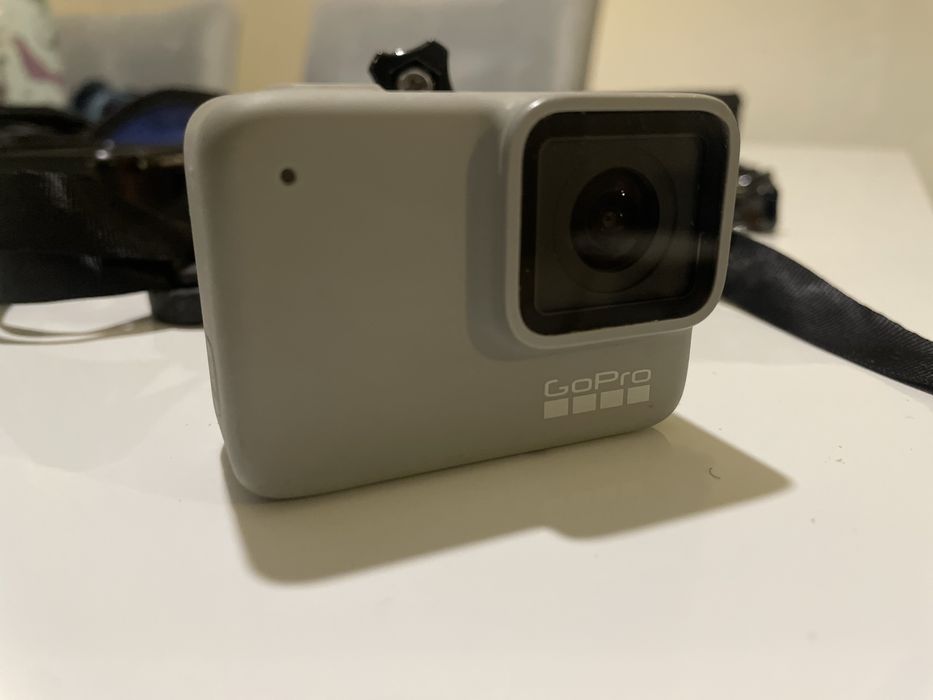 Go pro hero 7 white