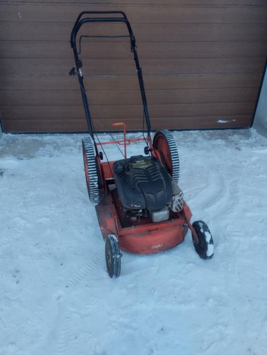 Karczownica kosiarka spalinowa