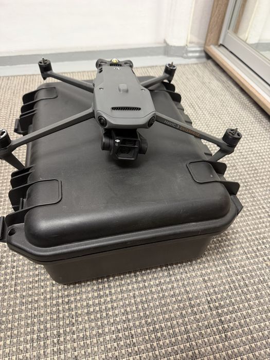 Mavic 3 Enterprise (Мавік 3Е) у відмінному стані,повний комплект.