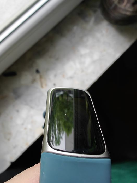 Smartband Fitbit Charge 5 niebieski MAŁO UŻYWANA