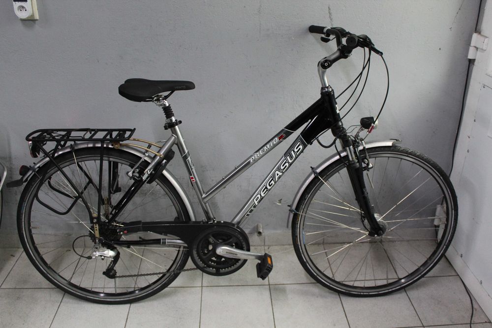 Rower trekkingowy PEGASUS PREMIO SL, Koła 28",Rama 53 cm, Deore XT