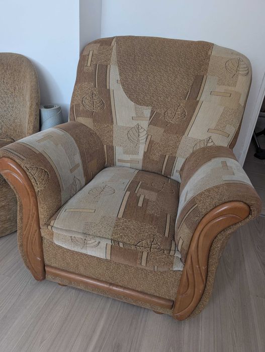 fotel materiałowy brązowy