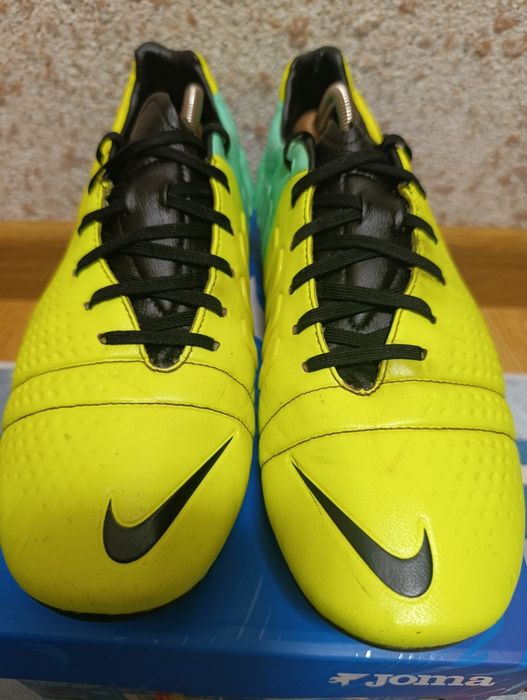 nike ctr360 - купити чоловіче взуття - Ціна на OLX.ua