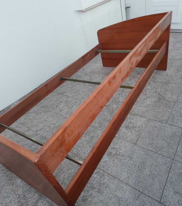 Vendo Estrutura de Cama solteiro 100x200cm
