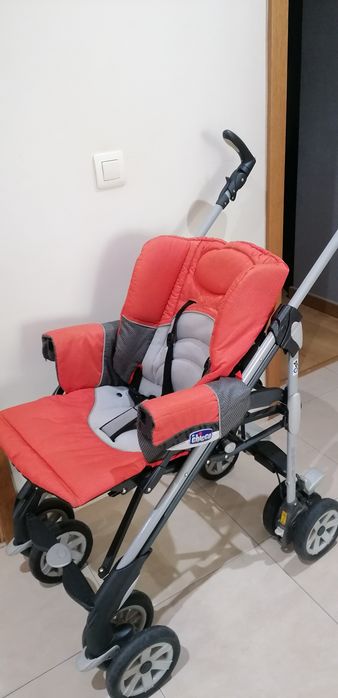 Carrinho de bebé trio Chicco