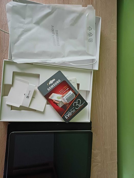 Samsung Galaxy Tab A (2018, 10,5)