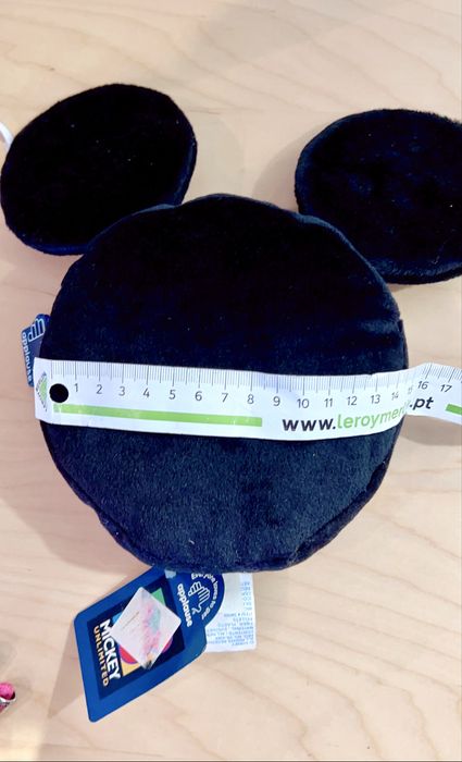 Peluche em veludo do Rato Mickey