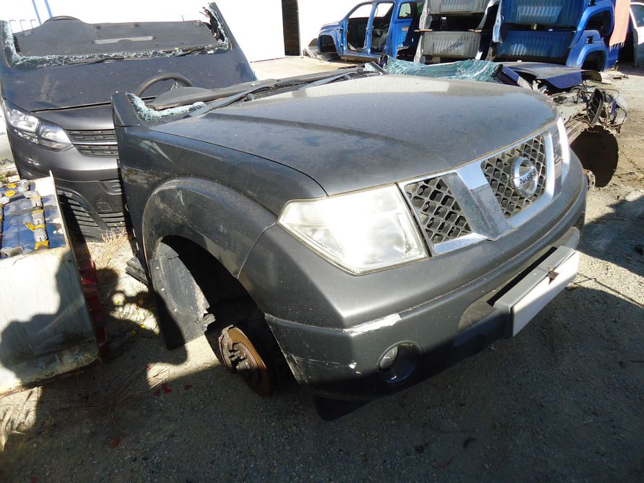Nissan Navara D40 2.5 Dci (YD25ddti) de 2009 só ás peças