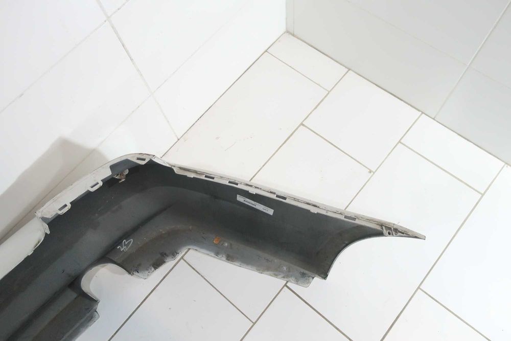 Zderzak tył tylny BMW 3 e92 e93 335i 335d pdc